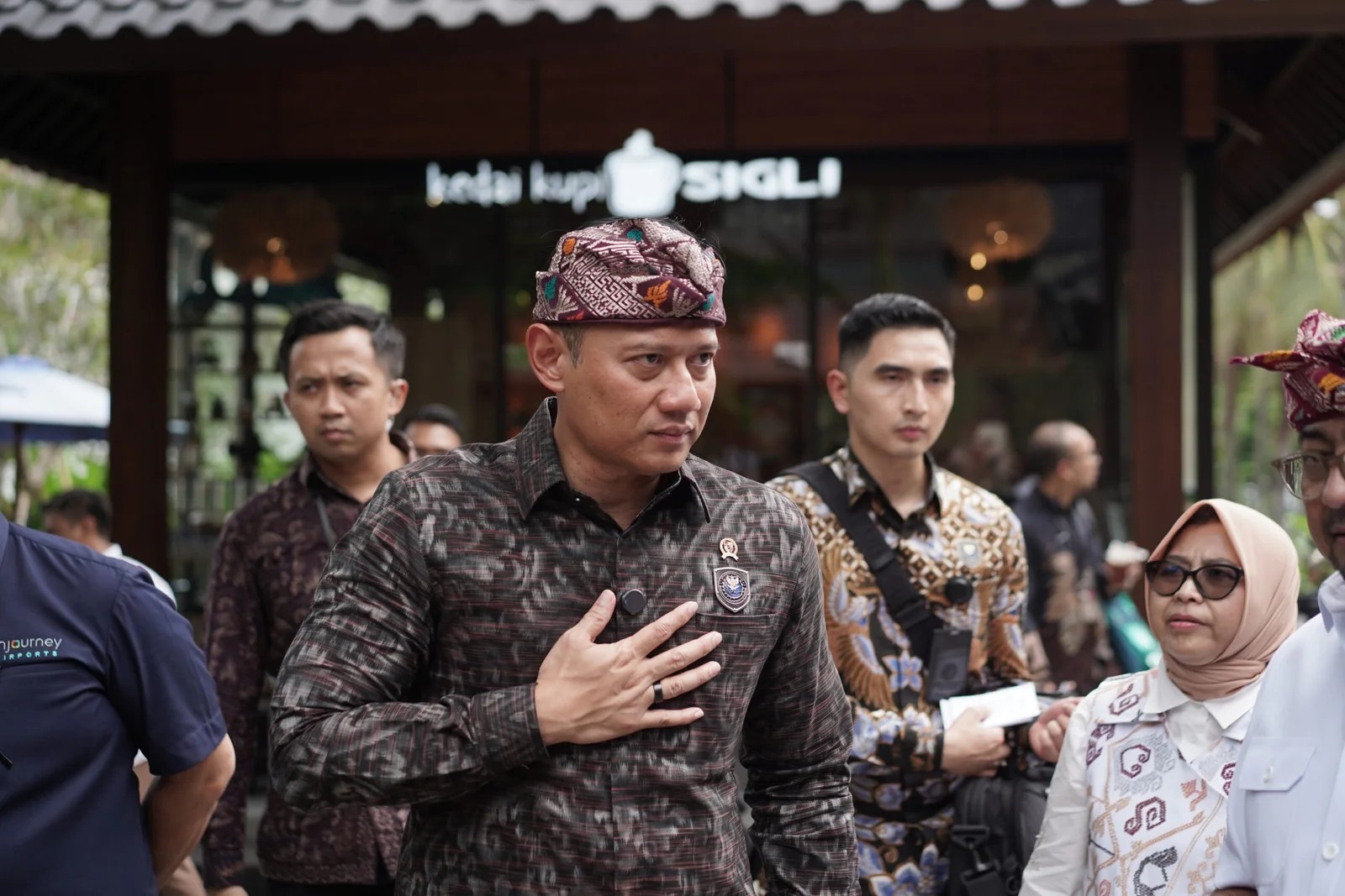 Jembatan Penyeberangan Orang at Bali Airport – event image 3